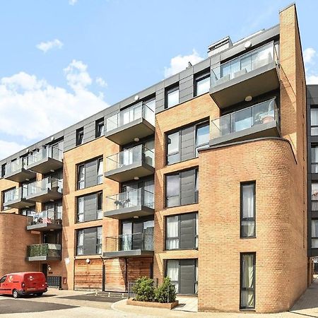 Kew Bridge Penthouse Apartment London Bagian luar foto