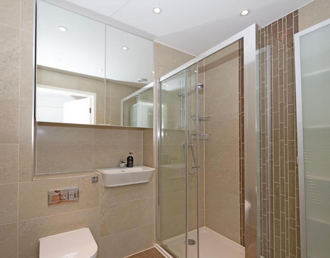 Kew Bridge Penthouse Apartment London Bagian luar foto