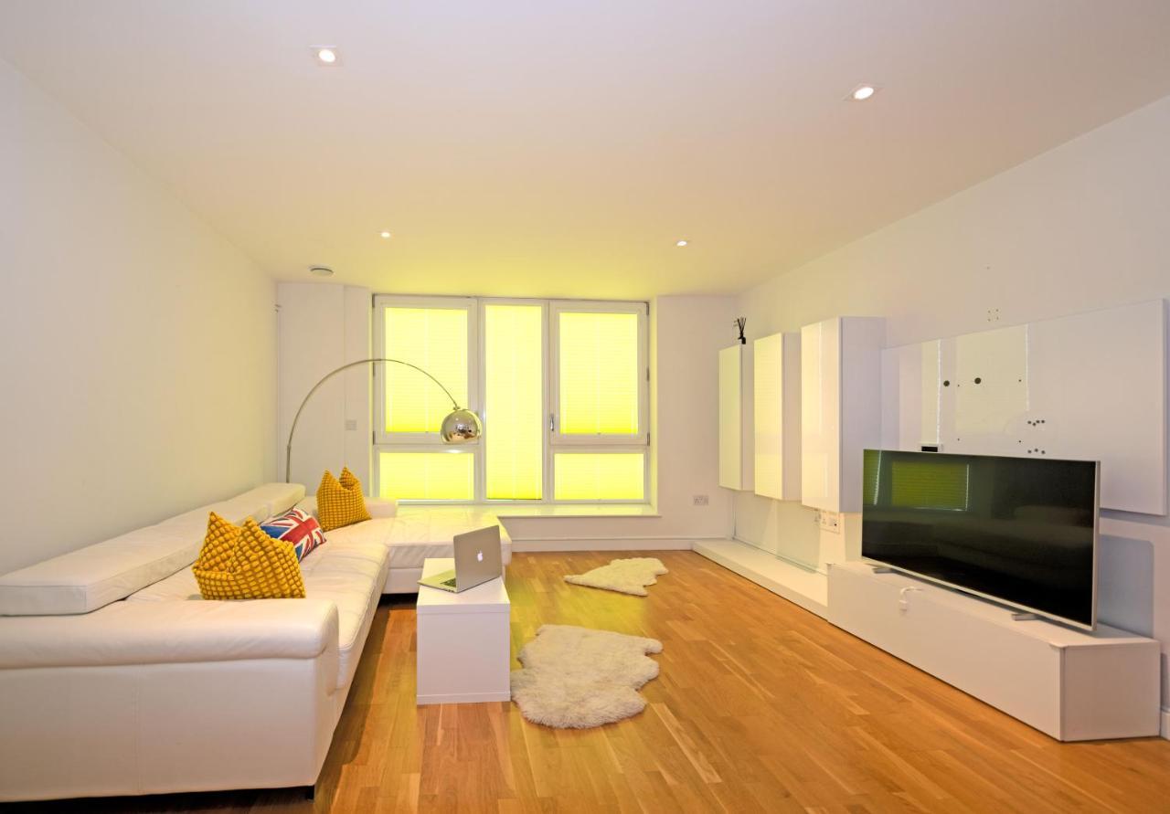 Kew Bridge Penthouse Apartment London Bagian luar foto