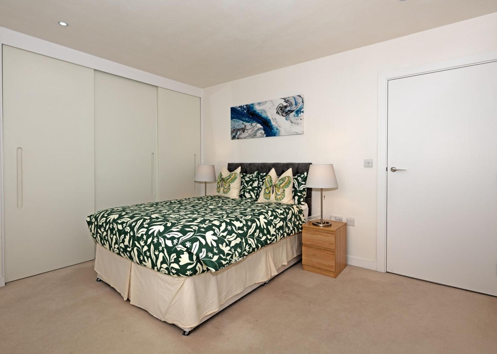 Kew Bridge Penthouse Apartment London Bagian luar foto